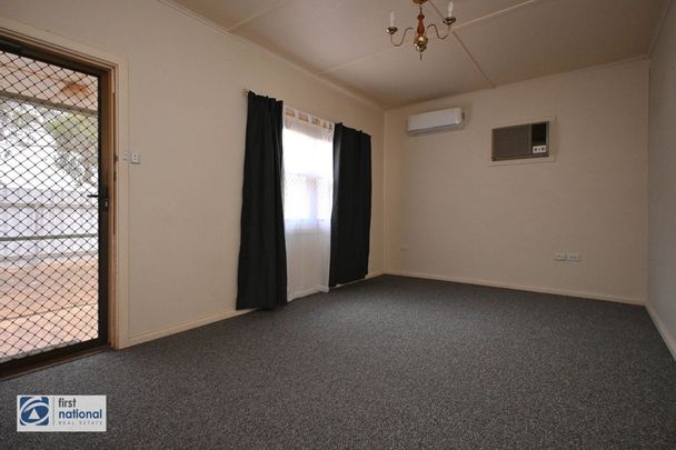 9 Edinburgh Terrace, Port Augusta - Photo 1