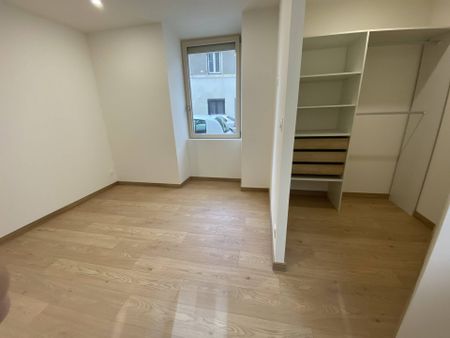 Location appartement 2 pièces 31.6 m² à Lachapelle-sous-Aubenas (07200) - Photo 3