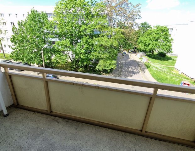 Drei Zimmer Wohnung mit Balkon - Jetzt Spätsommer Angebot nutzen! - Foto 1