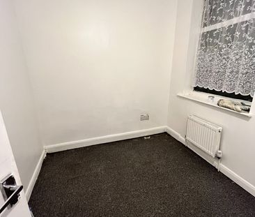 2 Bed Flat, Stanley Street, LU1 - Photo 3