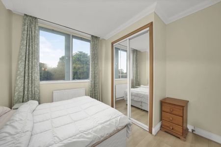 Shoot Up Hill, Kilburn, London, NW2 - Photo 5