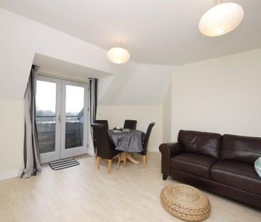 2 bedroom apartment to rent - Photo 4