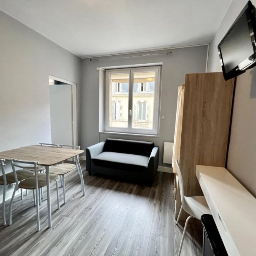 A VILLENEUVE SUR LOT, T2 MEUBLÉ DE 21,93m2 - Photo 1