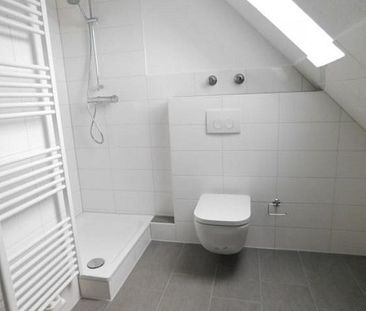 Schöne Dachgeschoss-Wohnung in Stadtnähe! - Foto 5