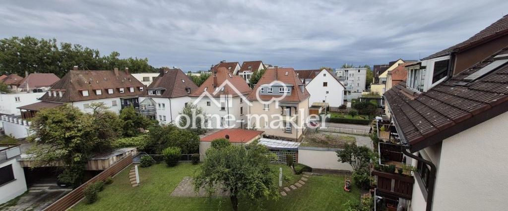 Dachgeschosswohnung in Friedrichshafen - Photo 1