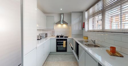113B Thornycroft Road, Wavertree - Photo 2
