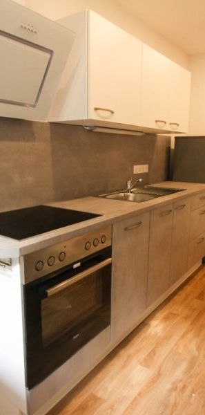 2-Raum-Wohnung mit Balkon und Einbauküche in ruhiger Lage von Aue - Photo 1