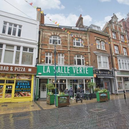 Cannon Street, Dover, CT16 1BZ, Kent - Photo 4