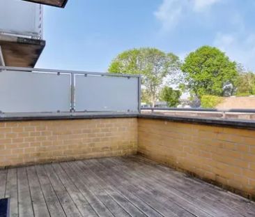 Top gelegen 1-slpkapp. met kelder en carport. - Photo 3