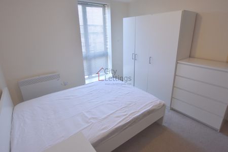 2 Bedroom Apartment - Photo 2