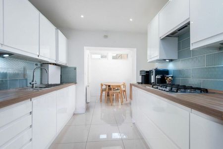 King Edward's Road, London Fields, E9 - Photo 4