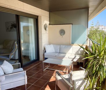 Middle Floor Apartment in Marbella - Photo 4