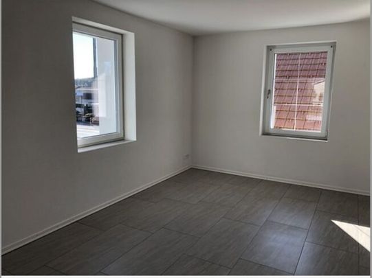 New apartment, new happiness - Photo 1