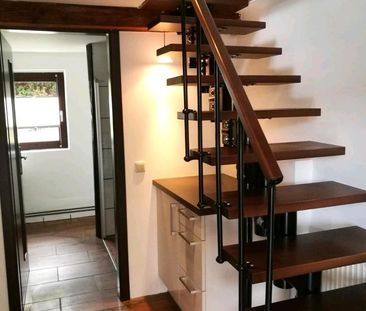 Möblierte, befristete 1 Zi. Wohnung im Tiny House Stil - Photo 1