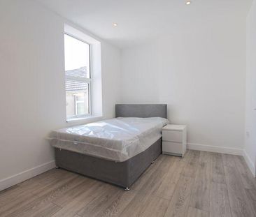 3 bedroom apartment to rent - Photo 5