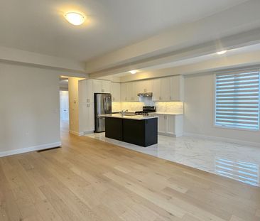 For Lease - 246 O'Neil Street, Peterborough, Ontario - Photo 6