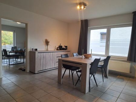 Modern appartement gelegen te Zolder - Photo 3