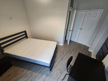 2 bedroom ground floor flat to rent - Photo 5