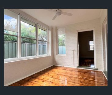 Heritage style and a very elegant home - Photo 1