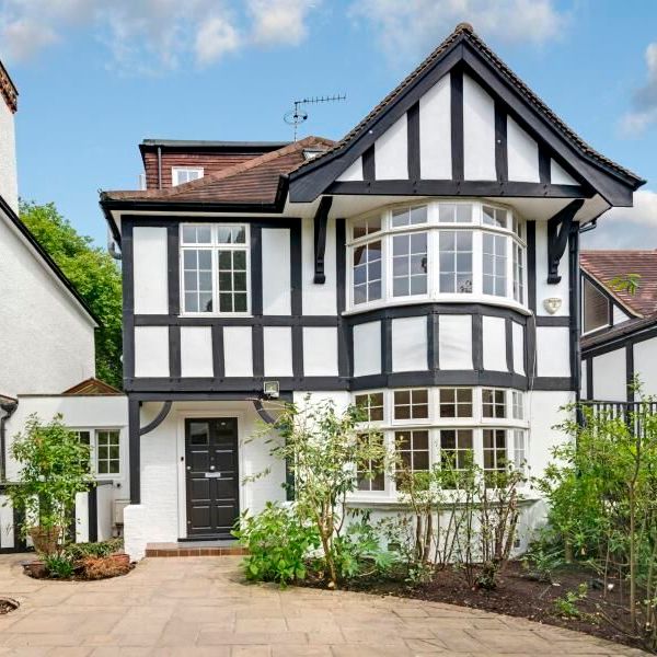 6 Bedroom Detached To Let - Photo 1