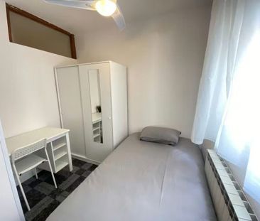 Calle de la Garceta, Madrid, Community of Madrid 28019 - Photo 6