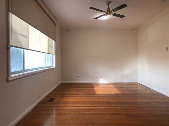 1320 Toorak Rd, Camberwell - Photo 1