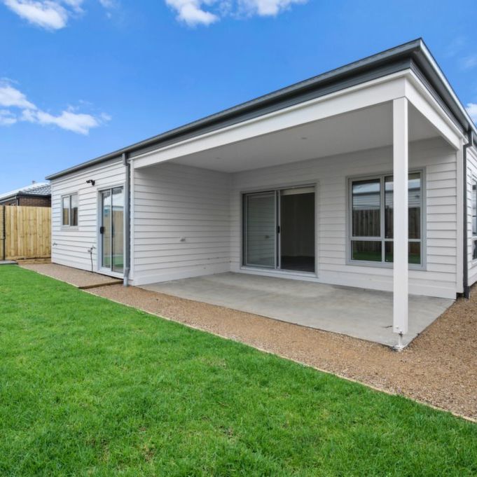 Modern Living in a Gorgeous Brand-New Family Home! - Photo 1