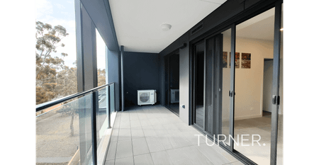 Perfect position apartment in the heart of Glenside - Photo 3