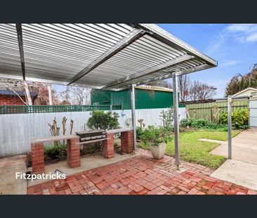 49 Collins Street, Turvey Park, NSW 2650 - Photo 5