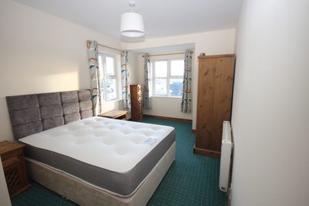 8 St Anne’s Court, High Road, Letterkenny, Co. Donegal, F92 W672 - Photo 3