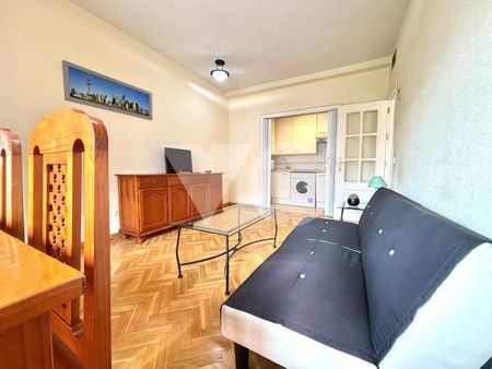 Apartamento de alquiler en De Cronos, Simancas - Photo 2