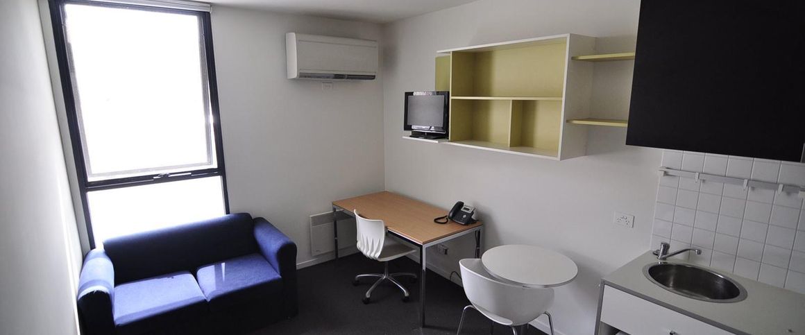 Carlton | Student Living on Campus | Studio Airconditioned - Photo 1