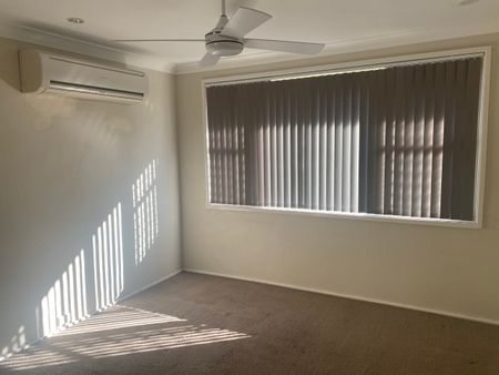 Rooms / 179 Marsden Street, Shortland NSW 2307 - Photo 2