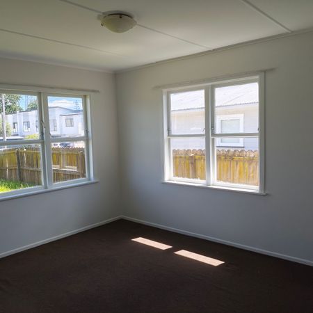 15 Aurea Place Pakuranga - Photo 4