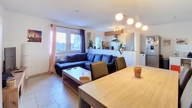 Appartement te huur - Photo 1