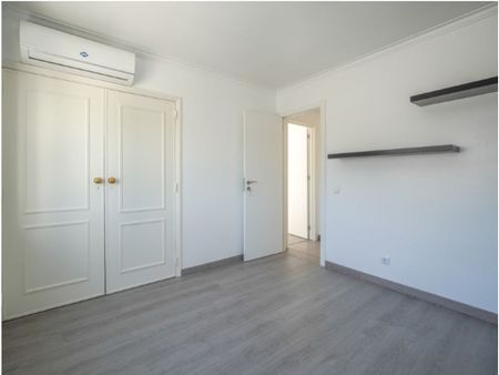 3 bedroom luxury Apartment for rent in Oeiras, Portugal - Photo 2