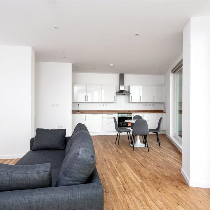 2 bedroom flat to rent - Photo 1