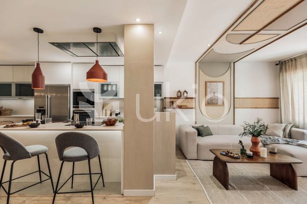 Piso de alquiler en Carrer de Casanova, L'Antiga Esquerra de l'Eixample - Photo 1