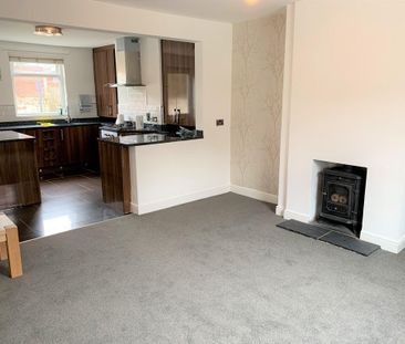 2 bedroom end of terrace house to rent - Photo 6