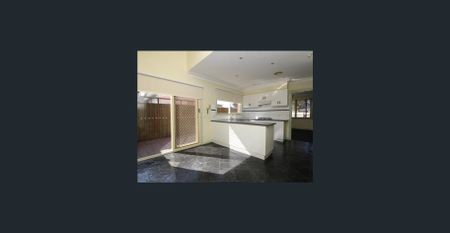 WHEN COMFORT AND CONVENIENCE GO HAND IN HAND - Photo 3