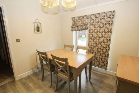 2 bedroom bungalow to rent - Photo 3