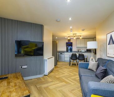 Room in a Shared House, Halifax Place, NG1 - Photo 1