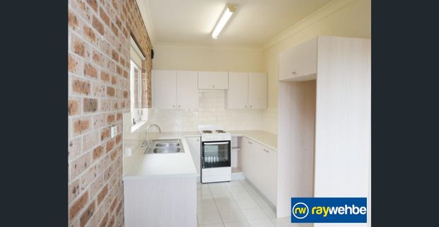 Large 3 Bedroom Villa Style - Photo 1