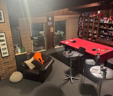 Strathfield - Photo 4