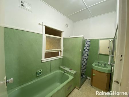 35 North Street, Orange, NSW 2800 - Photo 5