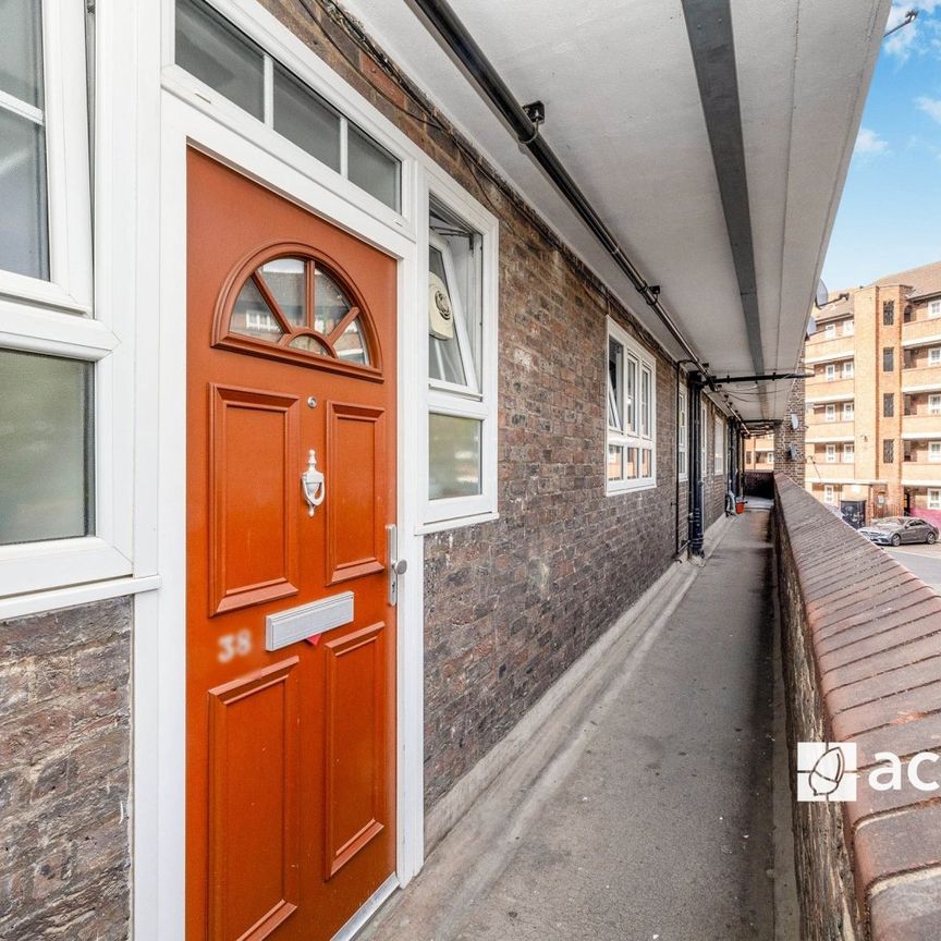 Flat to rent - Falmouth Road, London, SE1 - Photo 1