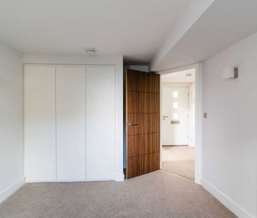 Camden Row - Photo 1