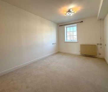 One Bed Retirement Flat, Betjeman Court, Cockfosters, EN4 - Photo 3