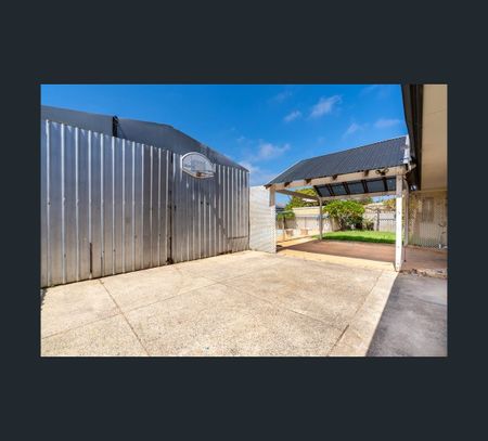 10 Georgette Way, Rockingham, WA 6168 - Photo 5