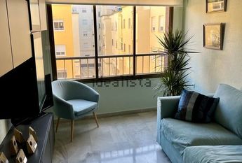 Alquiler de ático en Calle Cruz Roja Española